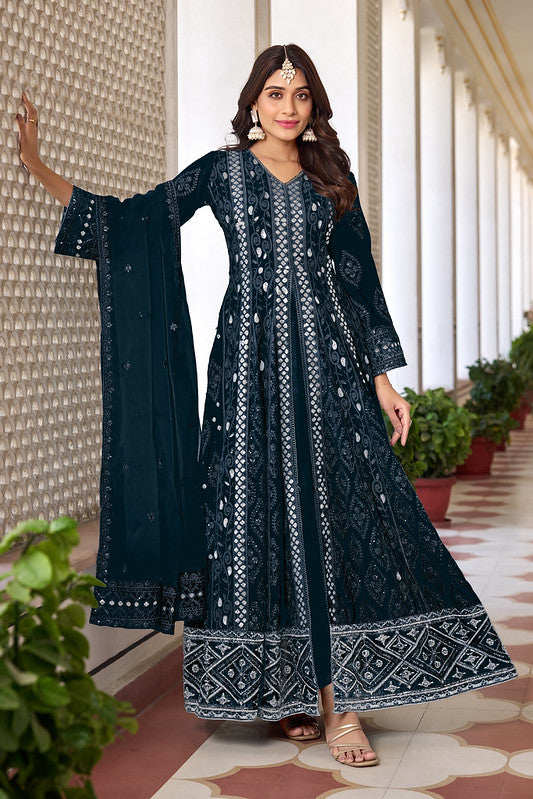 Zariveda Heavy Embroidery Work Salwar Kameez