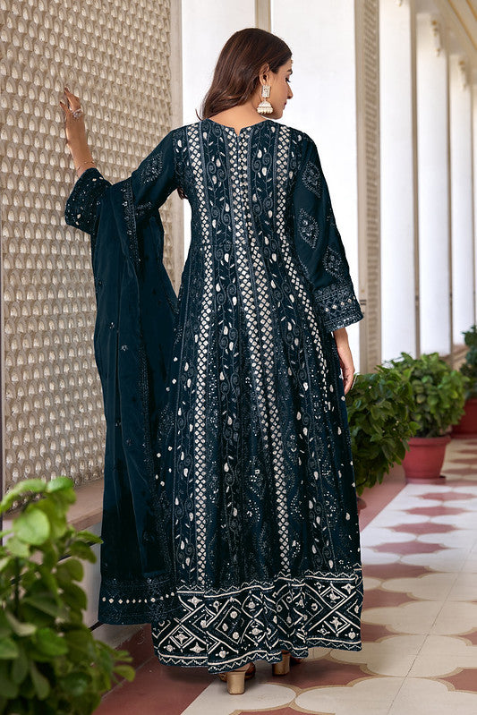 Zariveda Heavy Embroidery Work Salwar Kameez